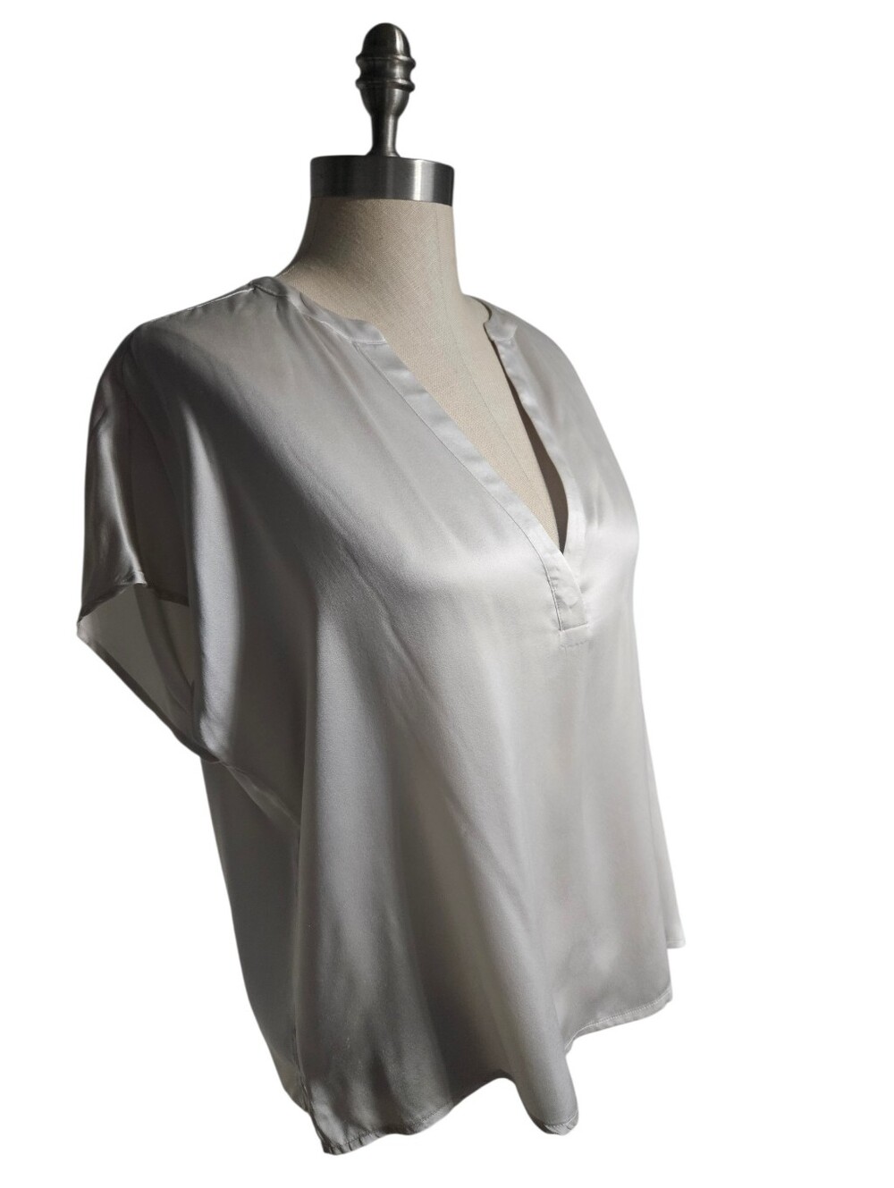 RACHEL ZOE Elegant Champagne Satin Split V-Neck Blouse | SZ M - Picture 2 of 8